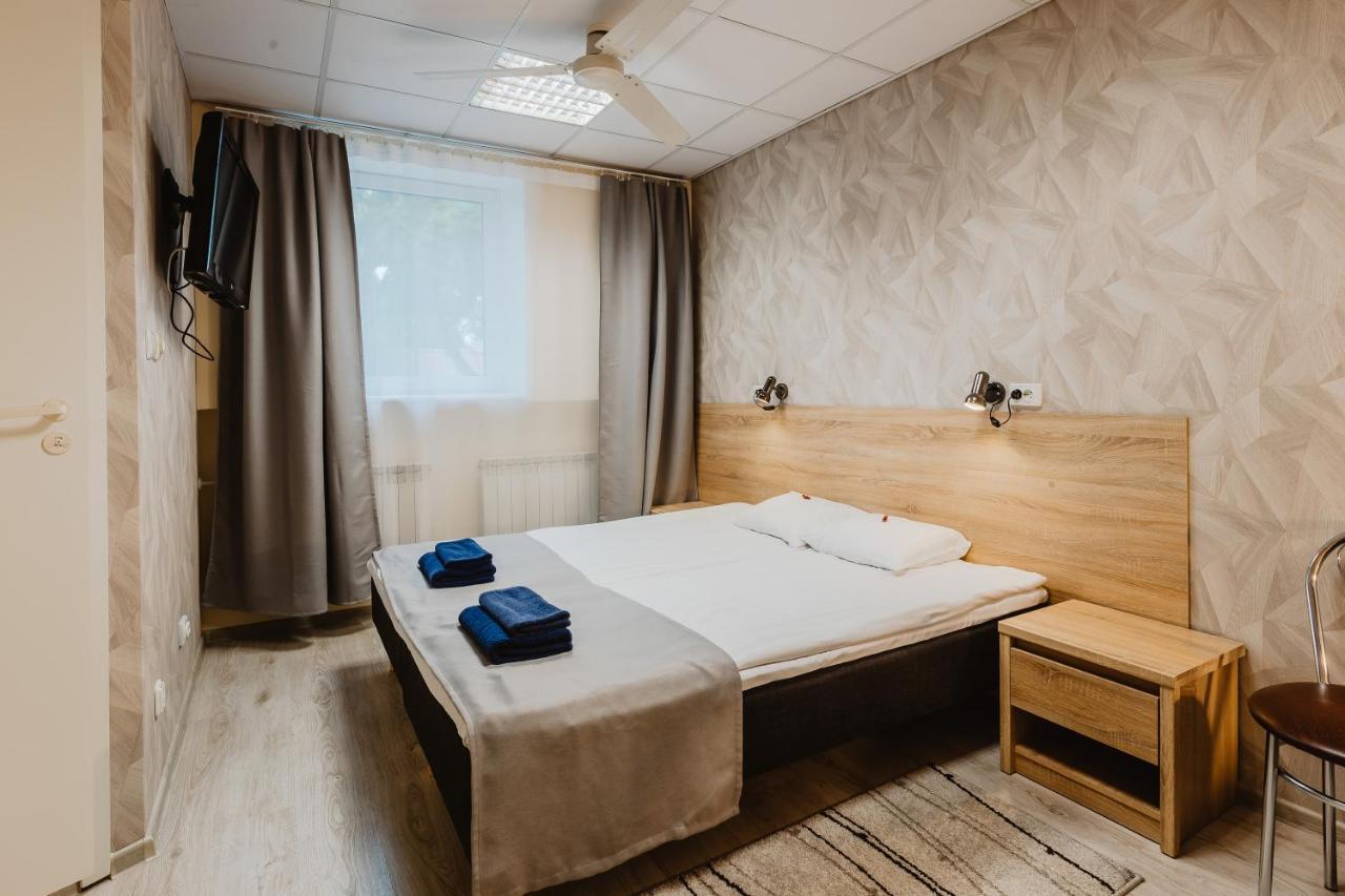 Aleksandri Hotel タルトゥ エクステリア 写真