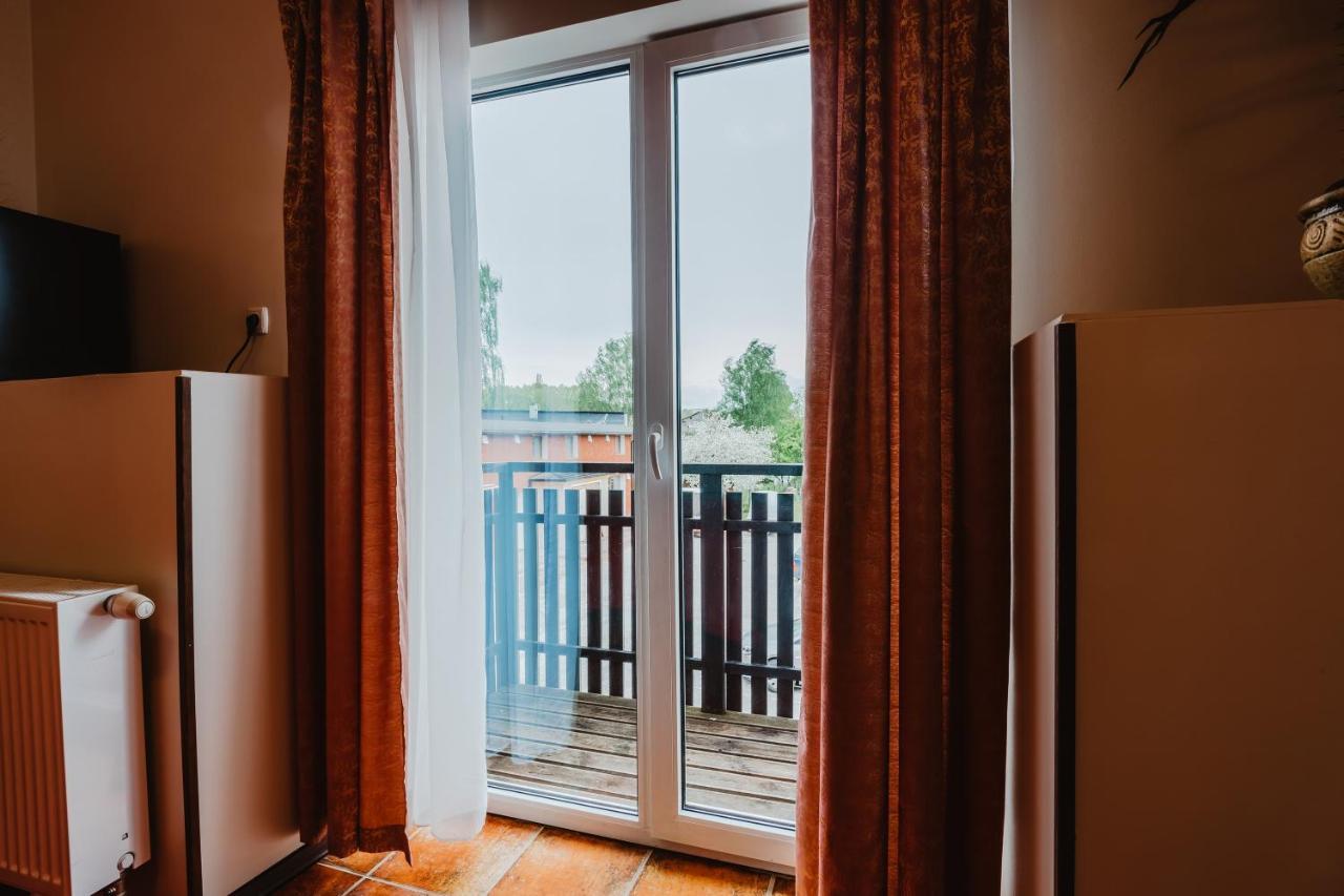 Aleksandri Hotel タルトゥ エクステリア 写真
