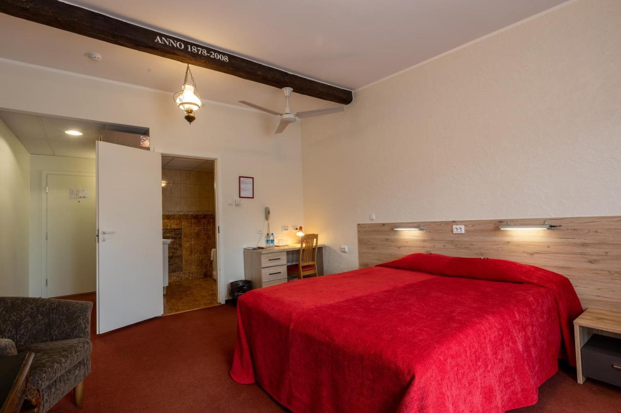 Aleksandri Hotel タルトゥ エクステリア 写真